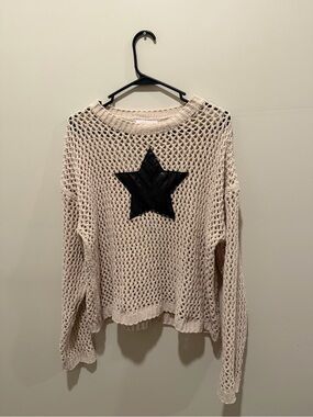 eesome Cream Open-Knit Sweater with Black Star Patch